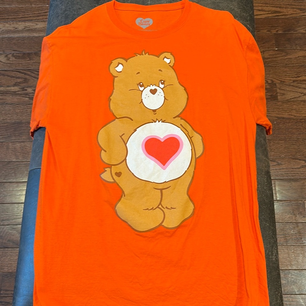 Like new: Tenderheart CareBear Orange T-shirt